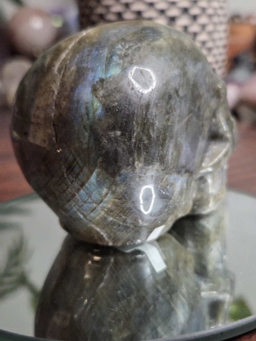 Labradorite Carved Skull - Picture 4 of 16